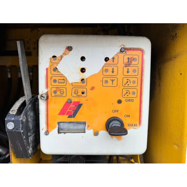 2006 EXTEC Robotrac 7000-44092441