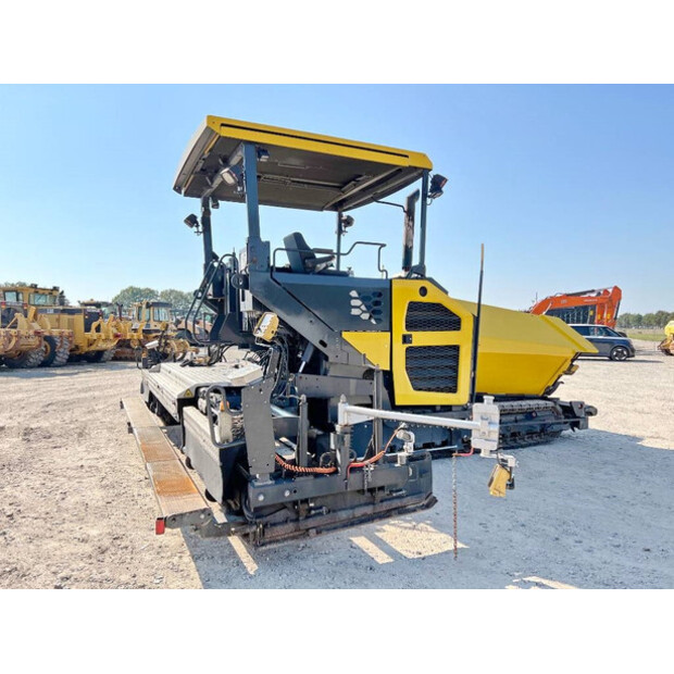 2015 فولفو P7820C-44092475