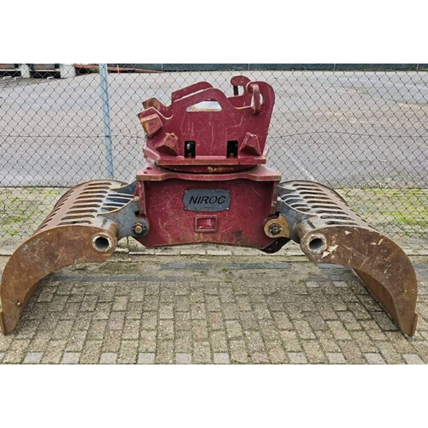 2021 أخرى 650D-44092509