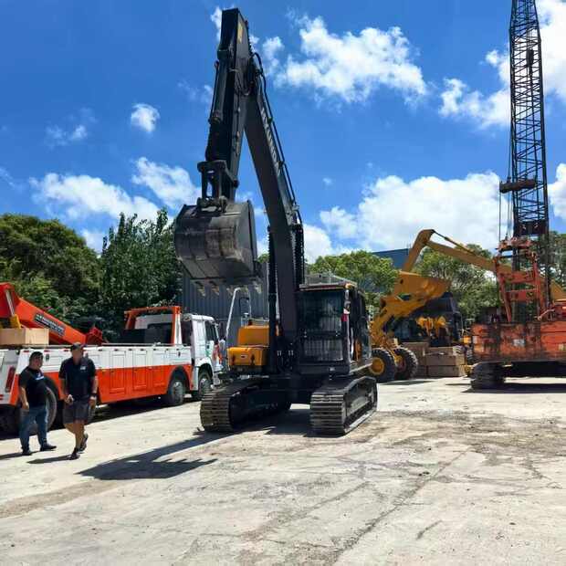 2021 Hyundai R220-44094188