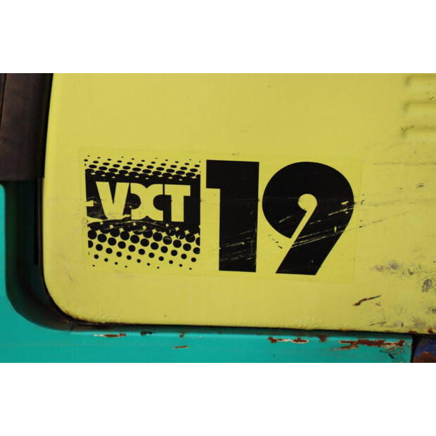 2010 IHI 19VXT-44096084