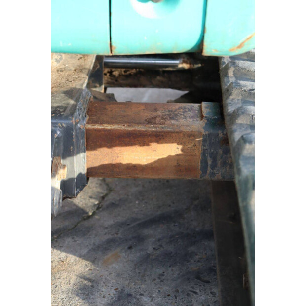 2010 IHI 19VXT-44096085