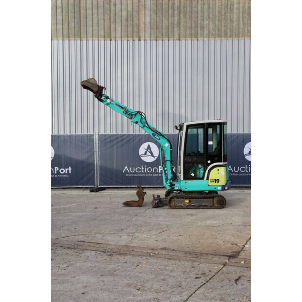 2010 IHI 19VXT-44096097