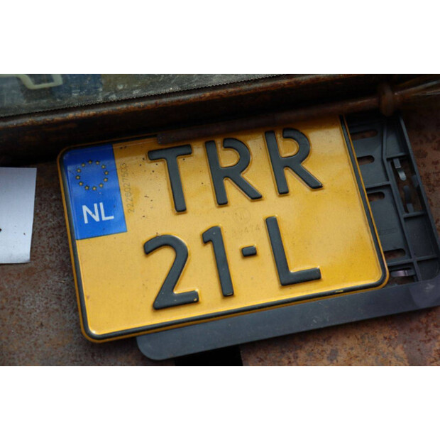 2000 احلامن AZ45-44096192