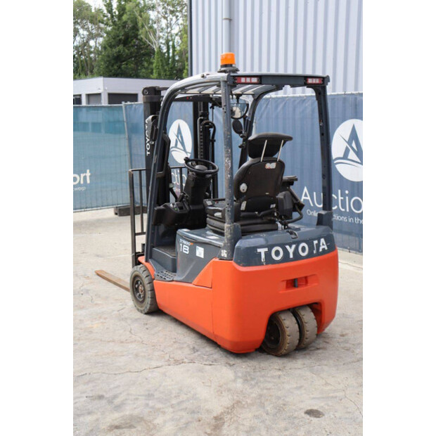 2016 Toyota 8FBEK18T-44096343