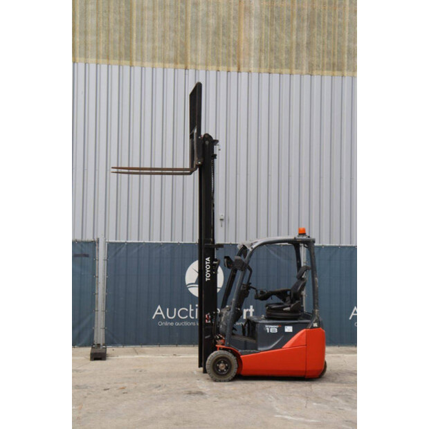 2016 Toyota 8FBEK18T-44096373