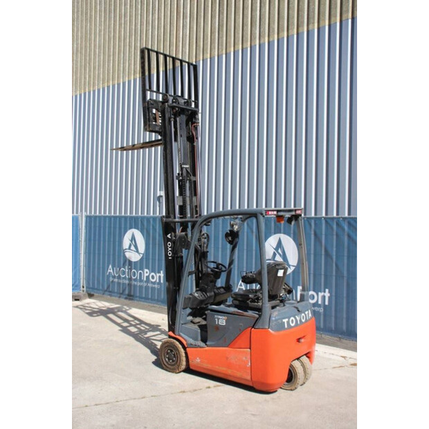 2018 تويوتا 8FBEK18T-44096408