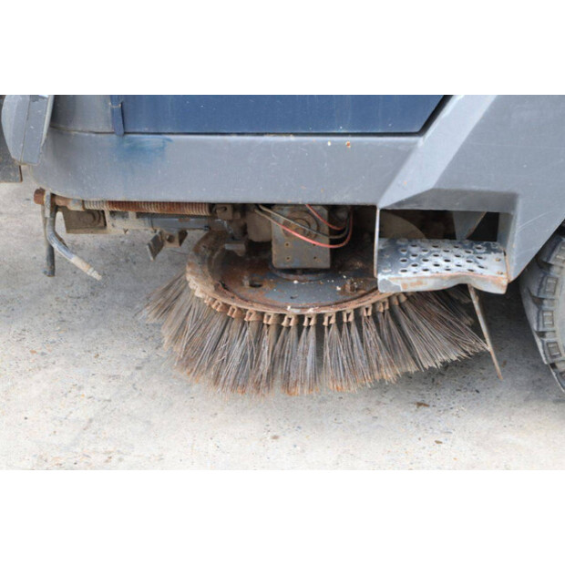 2000 RAVO 5002 SI-44096559