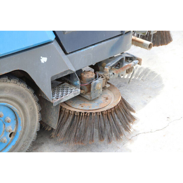 2000 RAVO 5002 SI-44096562