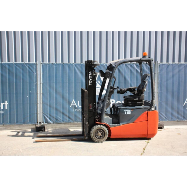 2016 Toyota 8FBEK18T-44096588