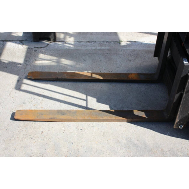 2016 Toyota 8FBEK18T-44096598