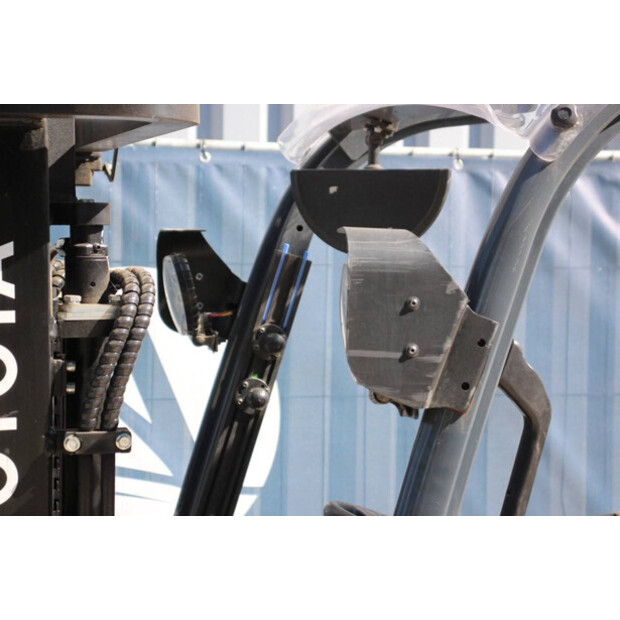 2016 Toyota 8FBEK18T-44096600