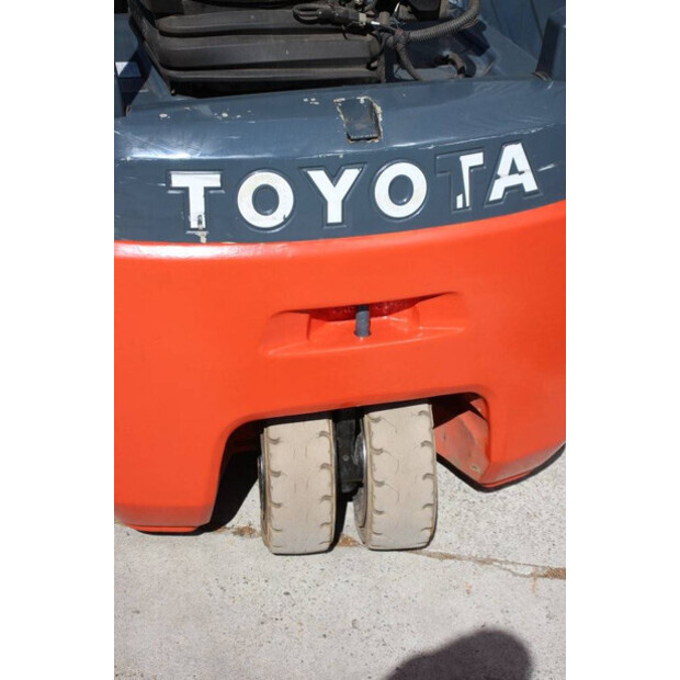 2016 Toyota 8FBEK18T-44096602