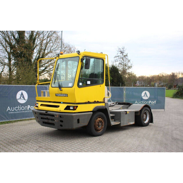 2011 Terberg YT182-44096940