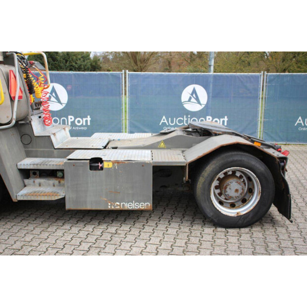 2011 Terberg YT182-44096945