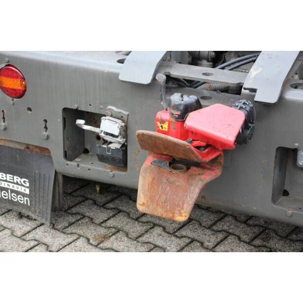 2011 Terberg YT182-44096952