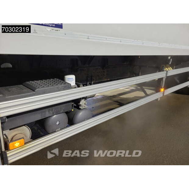 2015 فولفو FM 330-44096987