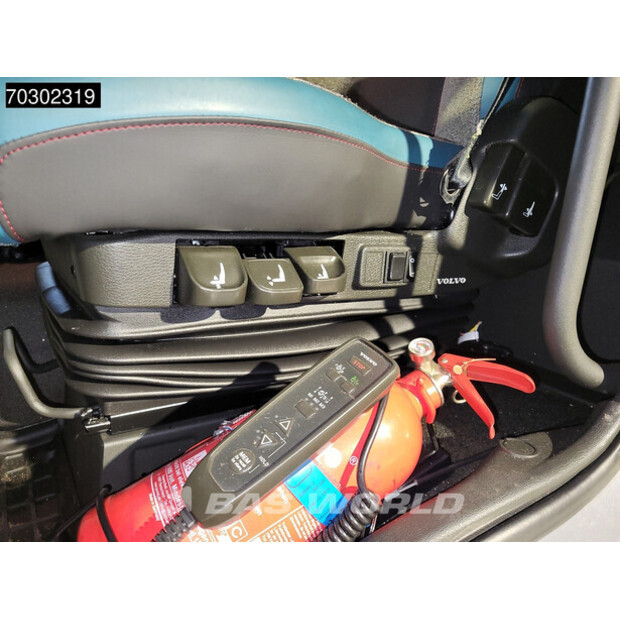 2015 فولفو FM 330-44096998