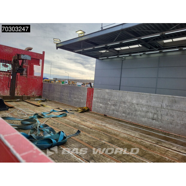 2017 رينو C280-44097074