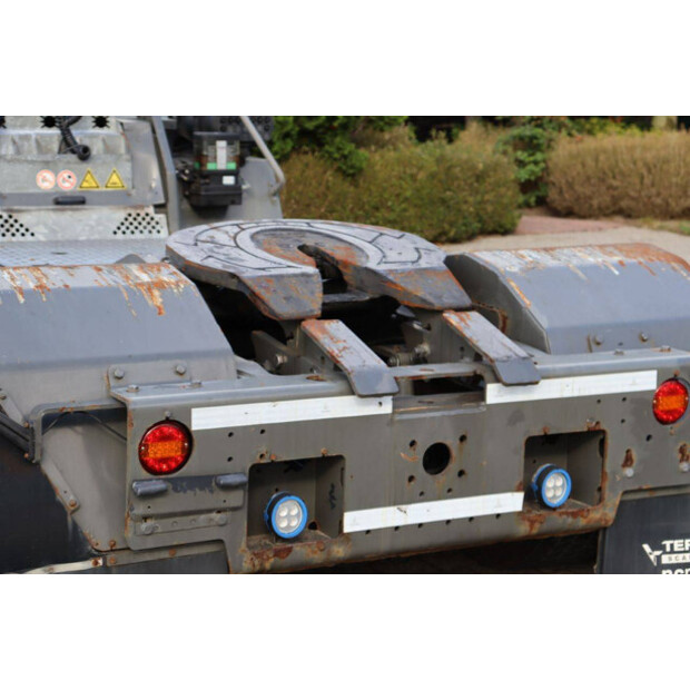 2016 تربيرغ DT183 Mega-44097468