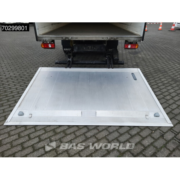 2020 ميتسوبيشي 7C18-44097714