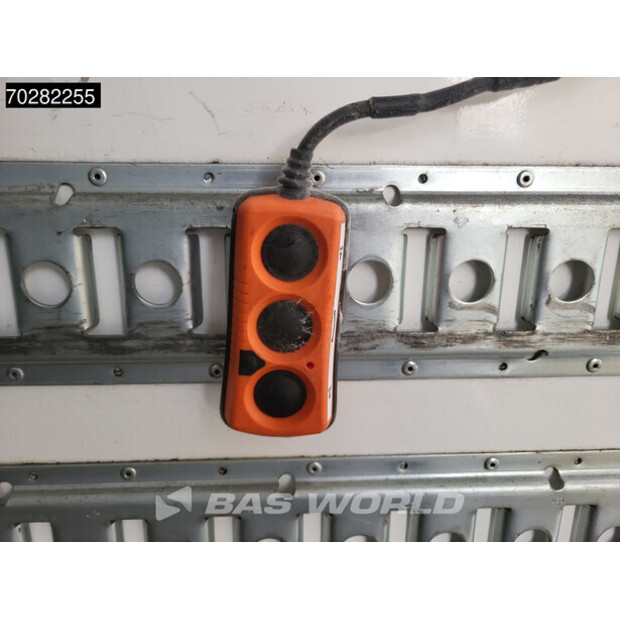 2013 Mercedes-Benz Atego 1324-44098468