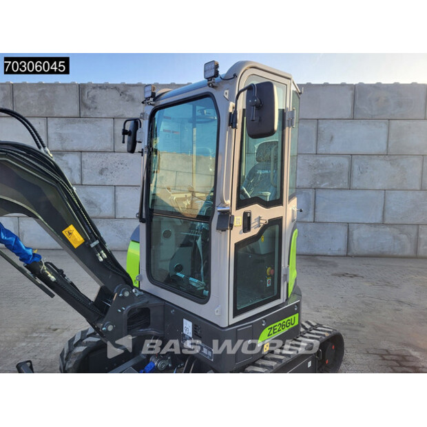 2024 كاتربيلر 302.7-44098760