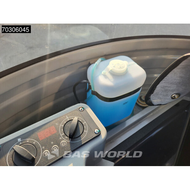 2024 كاتربيلر 302.7-44098798