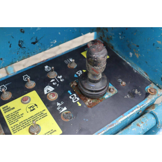 2012 Genie Z-45/25J-44098910