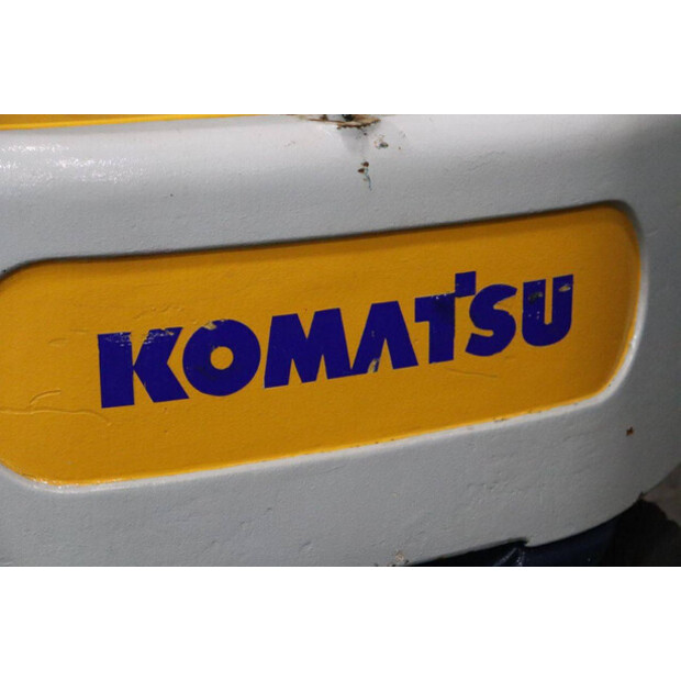 1994 كوماتسو FB25H-1E-44099256