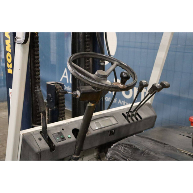 1994 كوماتسو FB25H-1E-44099268