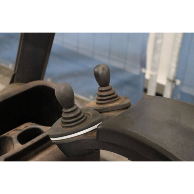 2013 Linde E16-01-44099460