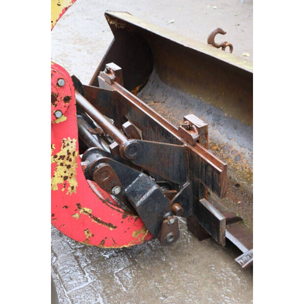 1976 O & K L6-44100346