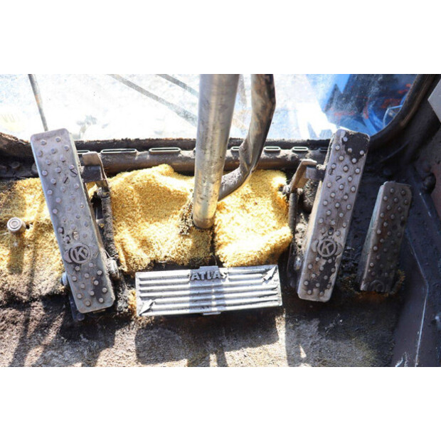 1989 اطلس 1004-44100499