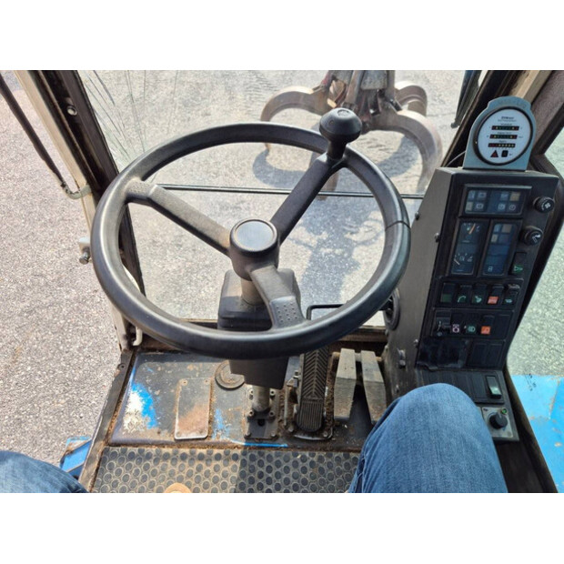 2004 فوكس MHL331-44100519