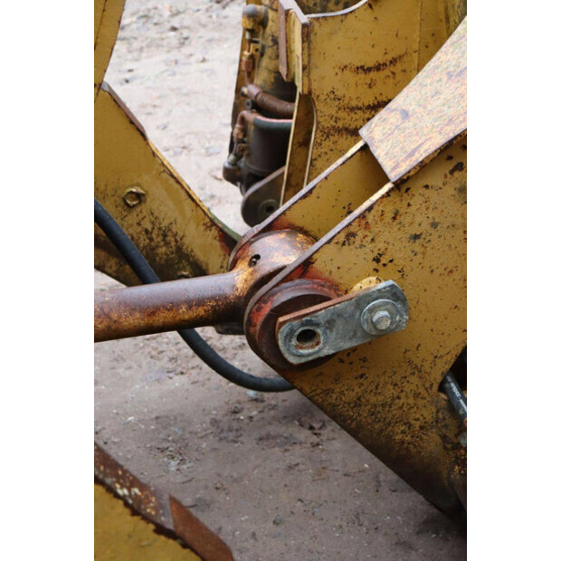 2000 Caterpillar 953C-44100539