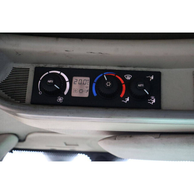 2008 JOHN DEERE 6830-44100648