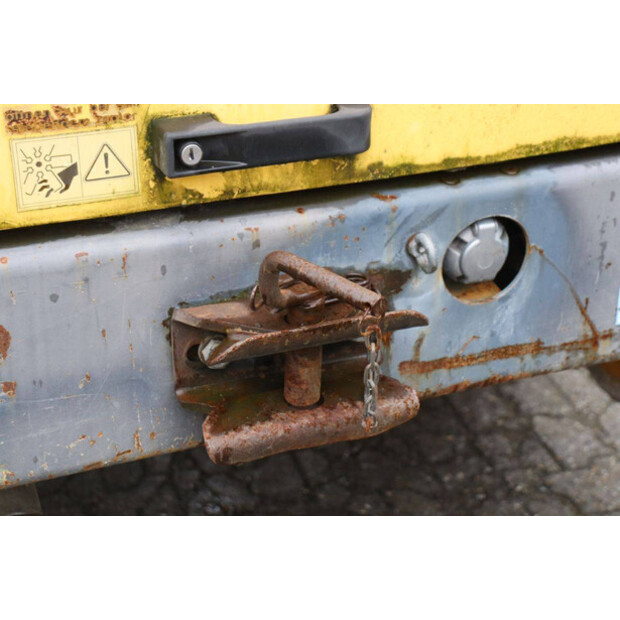 2011 بيرجمان 2050S-44101025