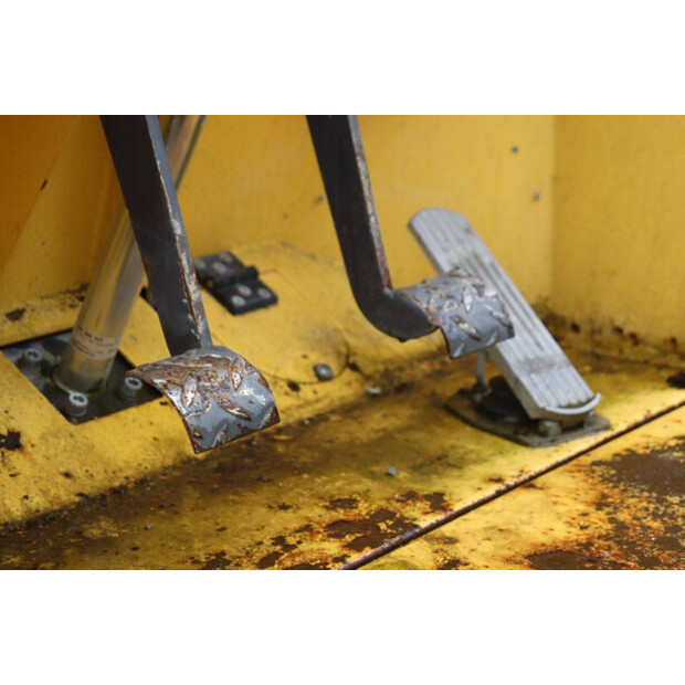 2011 بيرجمان 2050S-44101030