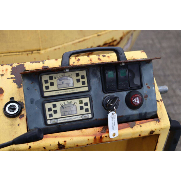 2011 بيرجمان 2050S-44101032