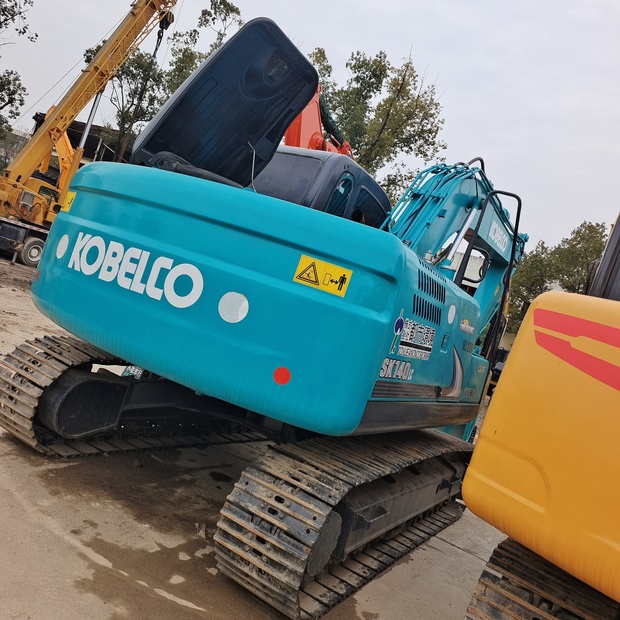 2023 كوبيلكو SK140-44115565