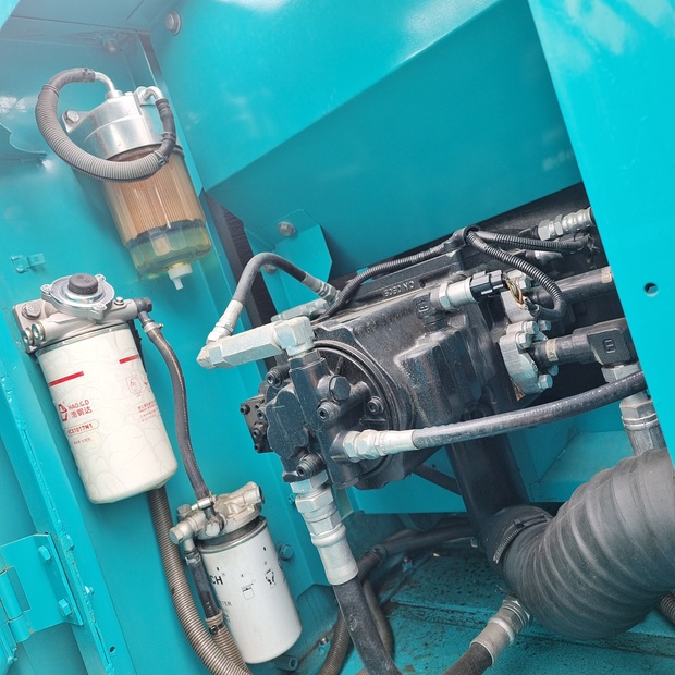 2023 كوبيلكو SK140-44115566