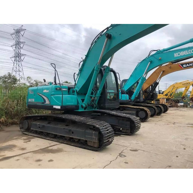 2023 كوبيلكو SK210-44115642