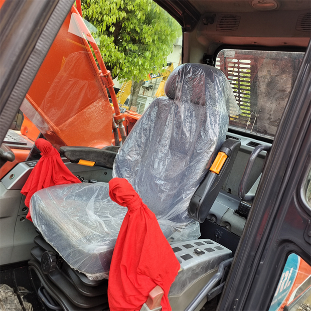 2023 Doosan DH225LC-44115685