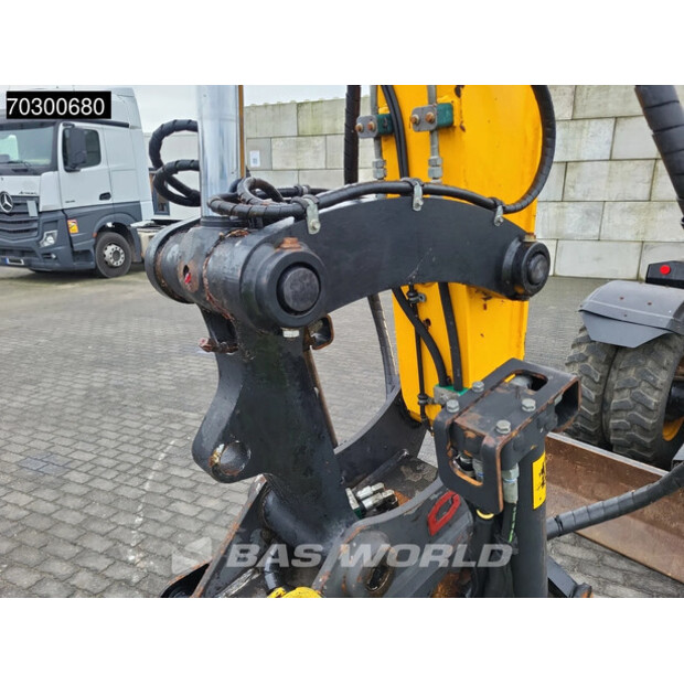 2017 JCB HD110WTT4-44116653