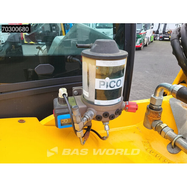 2017 JCB HD110WTT4-44116661