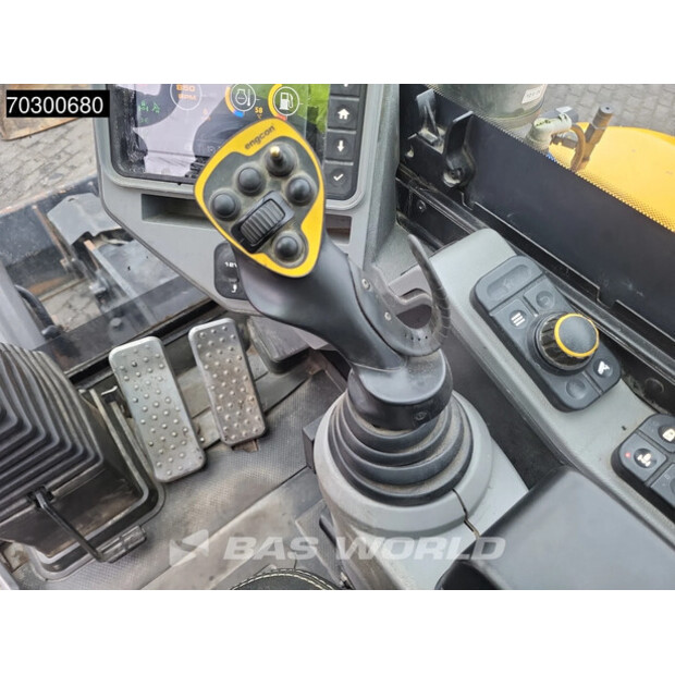 2017 JCB HD110WTT4-44116673