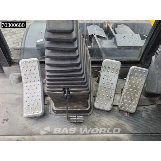 2017 JCB HD110WTT4-44116681