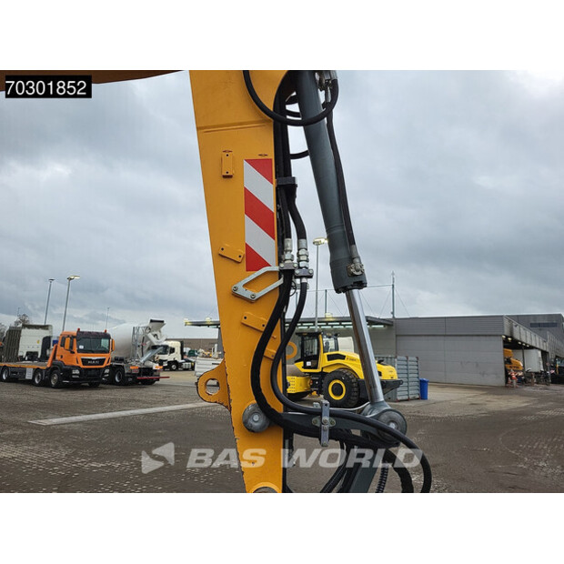 2015 Liebherr A916-44116702