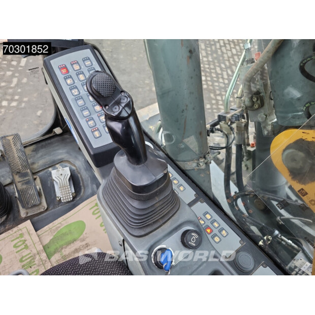 2015 Liebherr A916-44116725